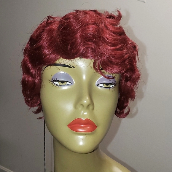 Motown Tress Other - Burgundy 100% Human Hair Finger wave wig New with tags short